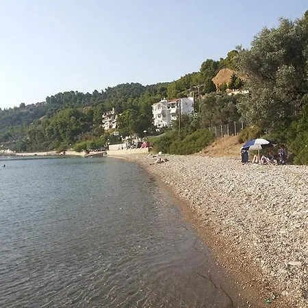 Eny Dimou Hébergement de vacances Khrónia