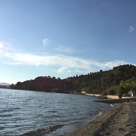 Hébergement de vacances Eny Dimou Khrónia
