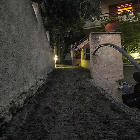 Hébergement de vacances Eny Dimou Khrónia